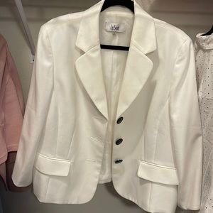 White blazer size 16